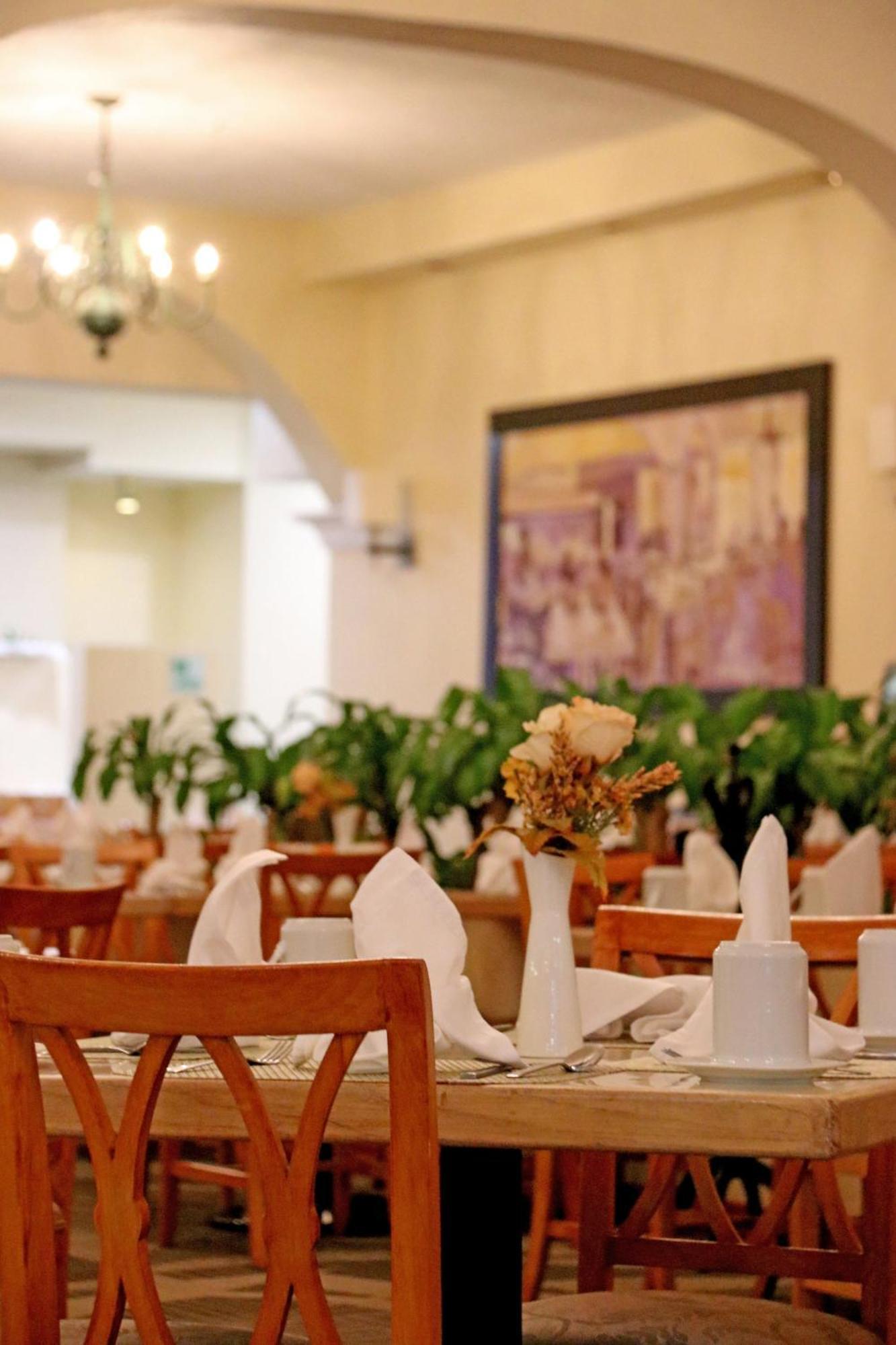 Holiday Inn La Piedad By Ihg מראה חיצוני תמונה
