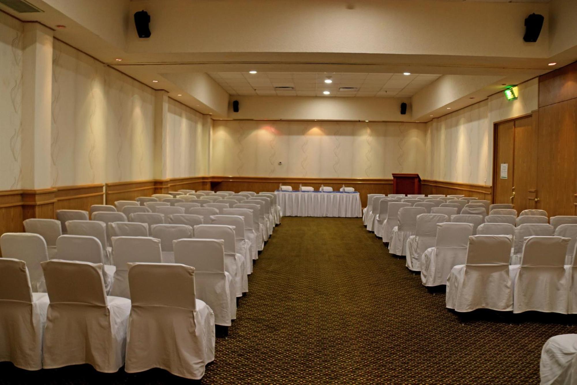 Holiday Inn La Piedad By Ihg מראה חיצוני תמונה