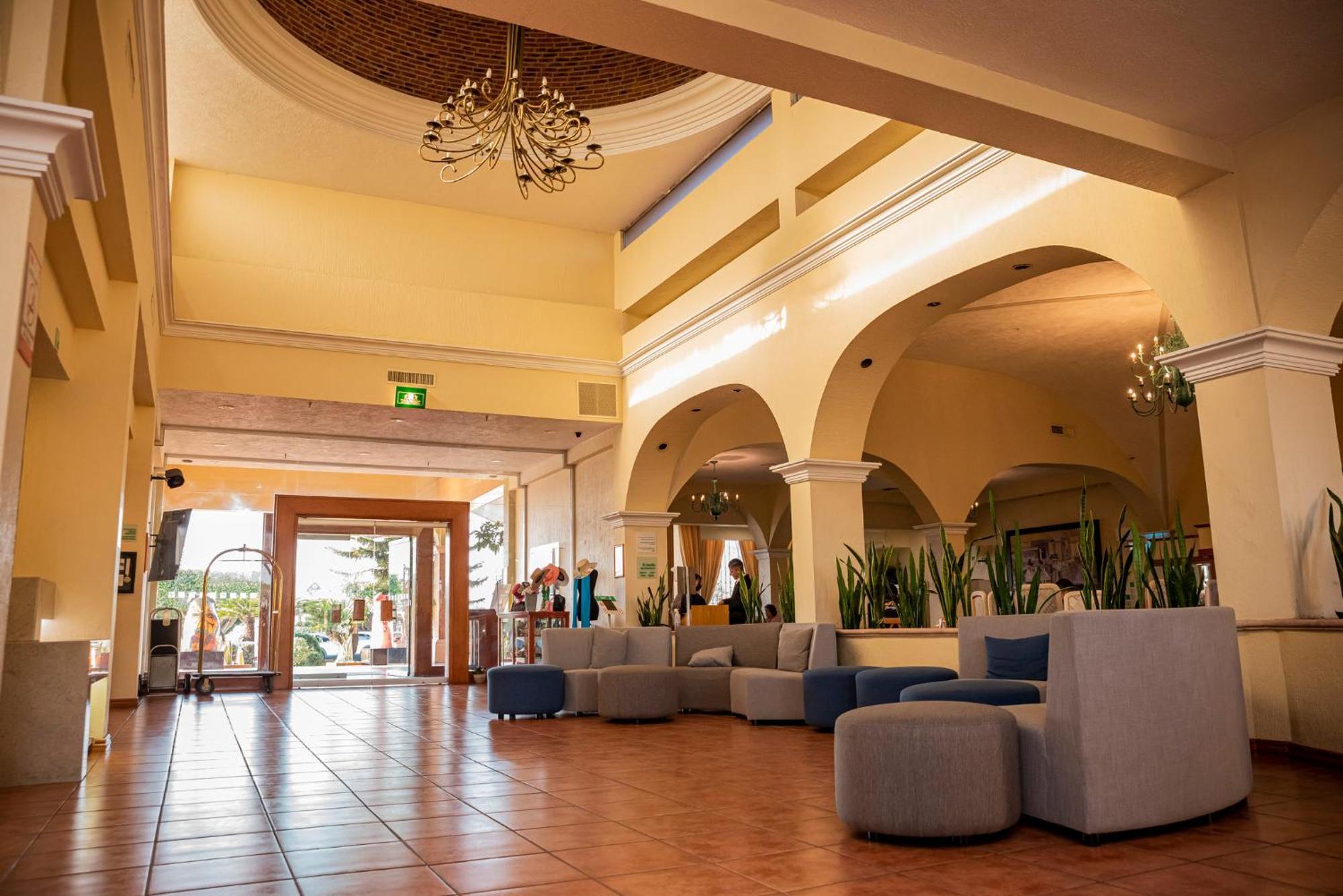 Holiday Inn La Piedad By Ihg מראה חיצוני תמונה