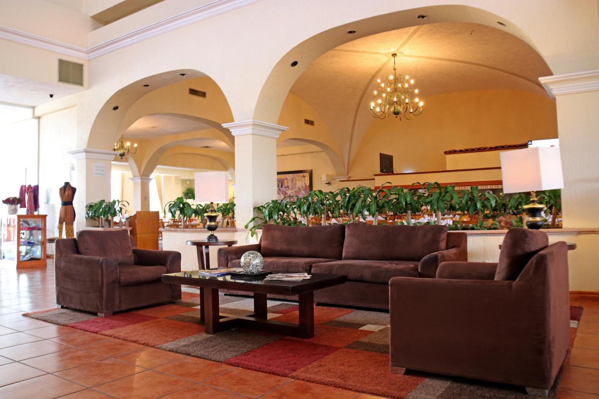 Holiday Inn La Piedad By Ihg מראה חיצוני תמונה